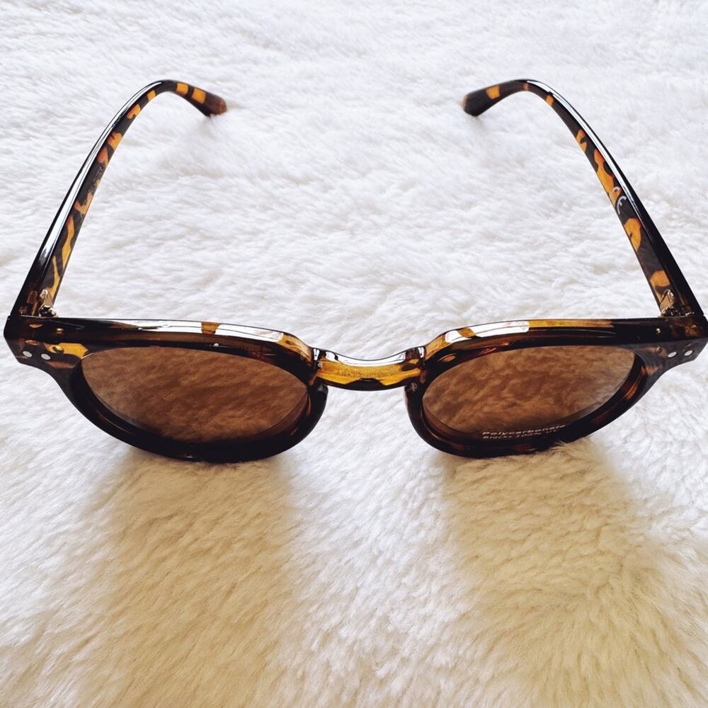 Pablo Tortoise Brown Round Sunglasses - Picture 3 of 12